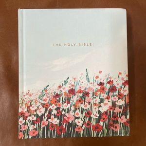 Hosanna Revival Bible